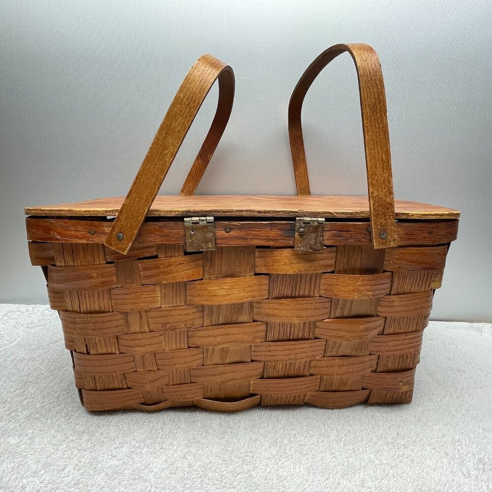 GVUC Vintage 1950s Woven Wood Picnic Basket/Hamper, 2-Handle, 18" x 11" x 8" - Picture 5 of 16